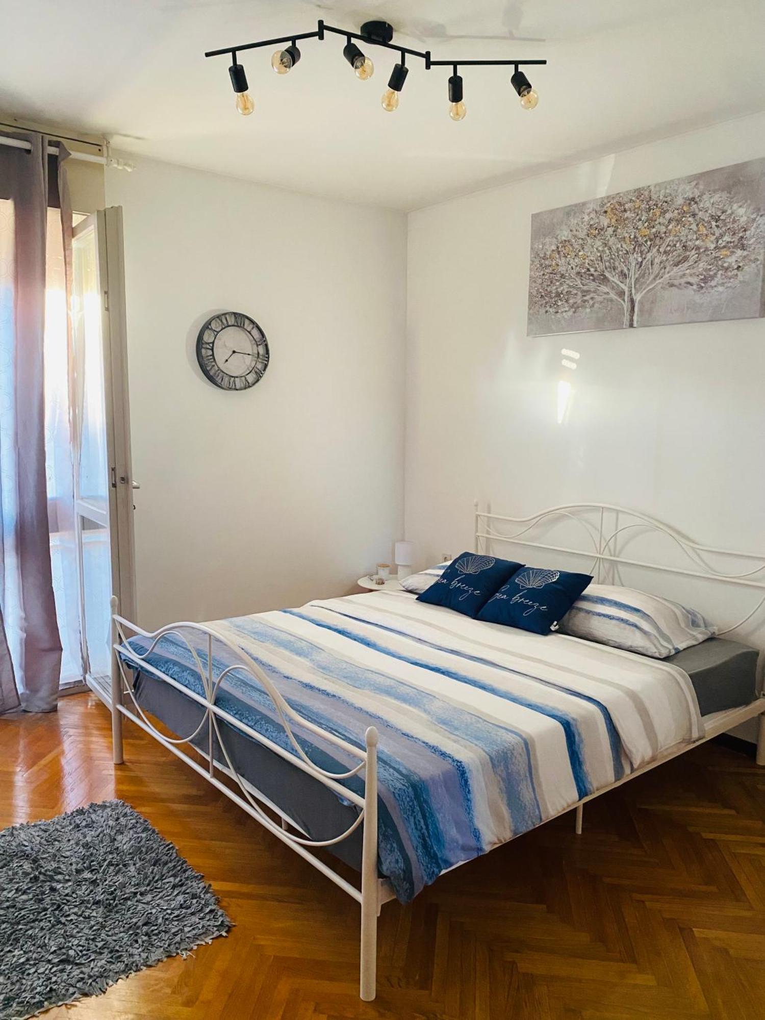 Apartment Niko - Self Check - In Сплит Экстерьер фото